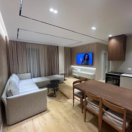 Tirana Lux Apartments Екстер'єр фото