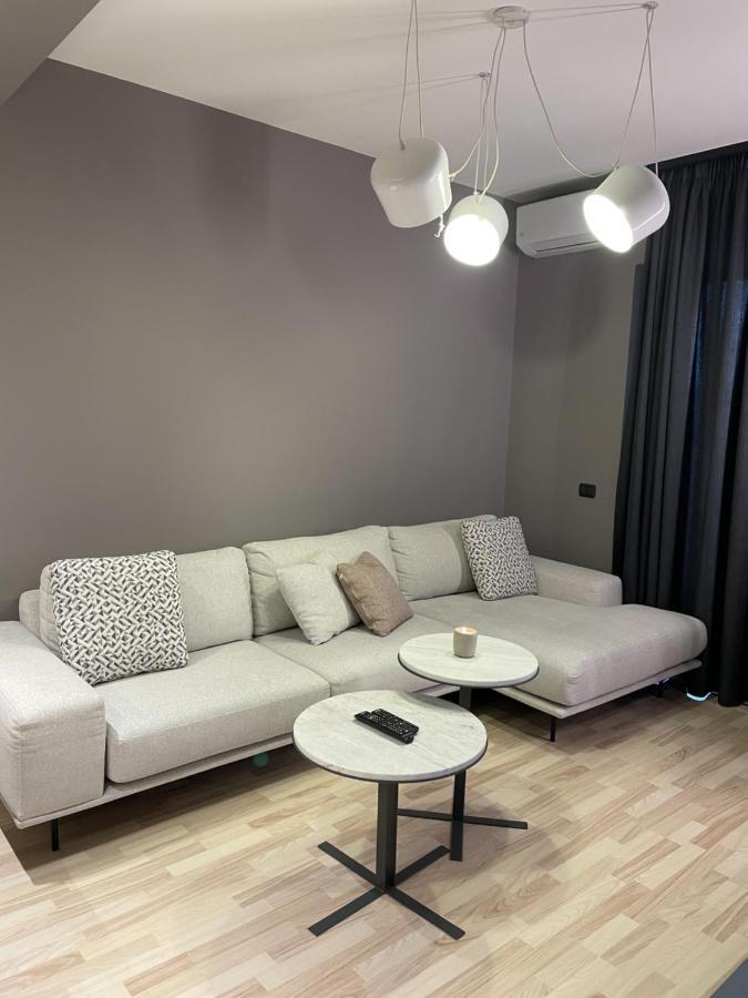 Tirana Lux Apartments Екстер'єр фото