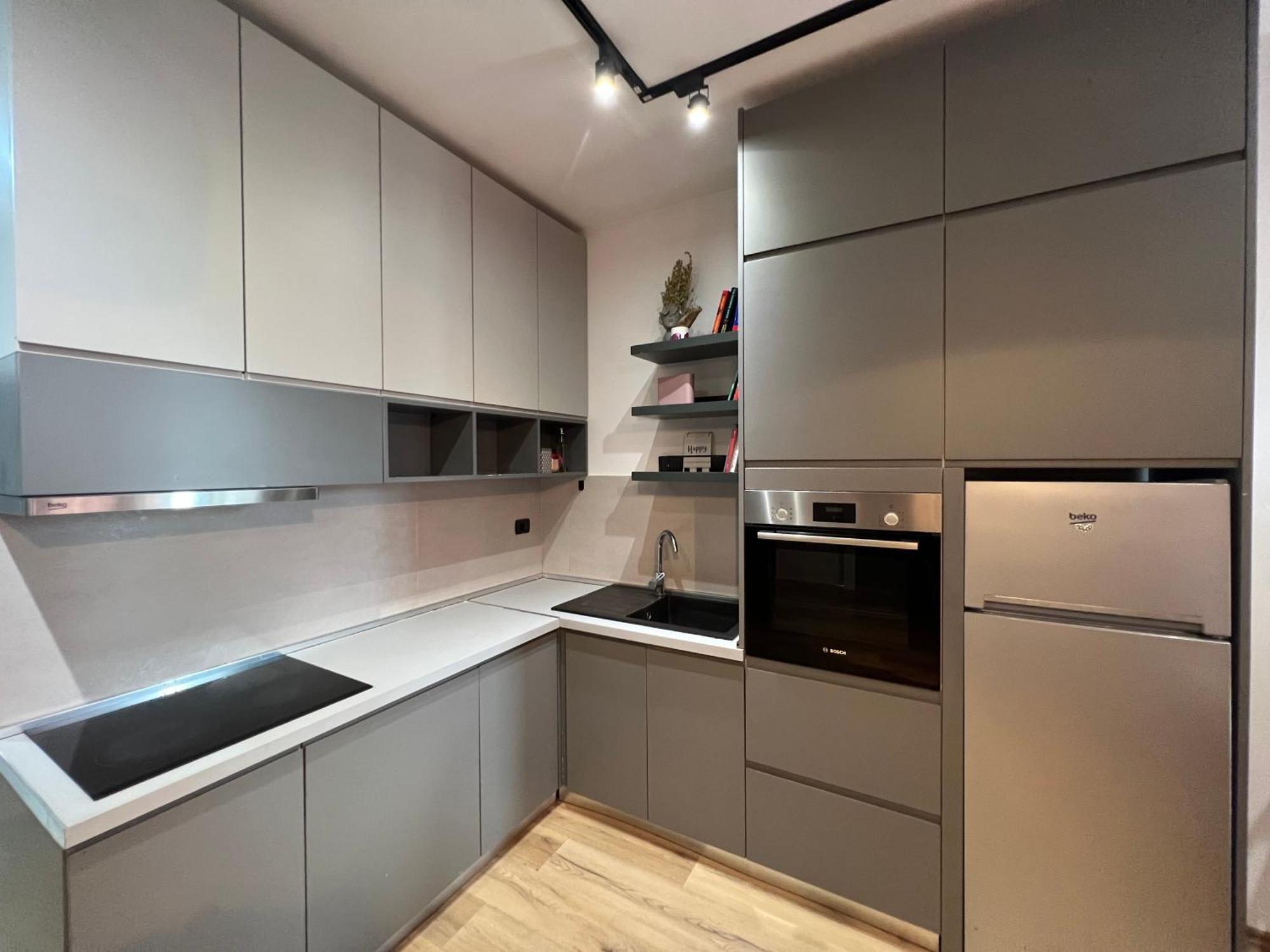 Tirana Lux Apartments Екстер'єр фото