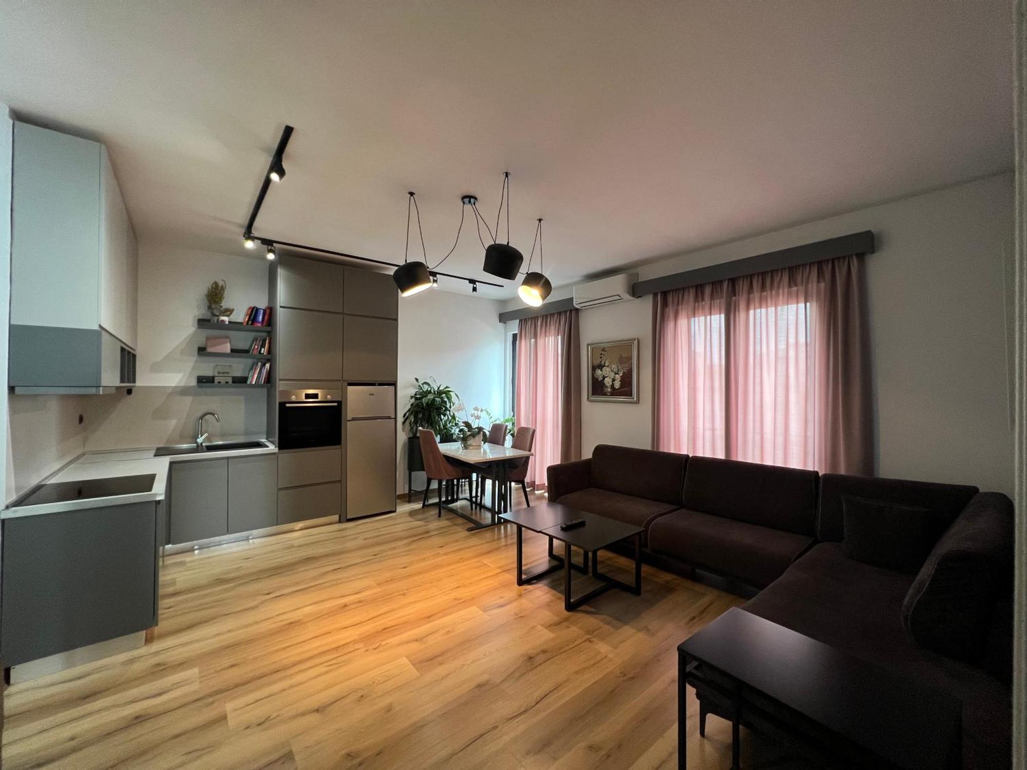 Tirana Lux Apartments Екстер'єр фото