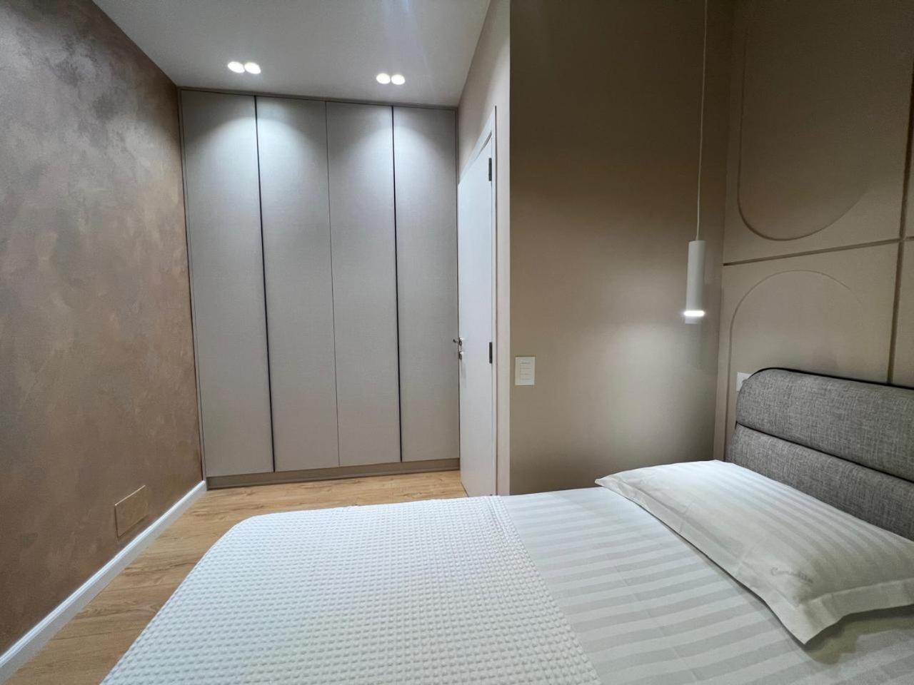 Tirana Lux Apartments Екстер'єр фото